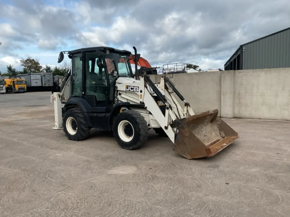 2018 JCB 3CX Compact Backhoe Loader - Image 1
