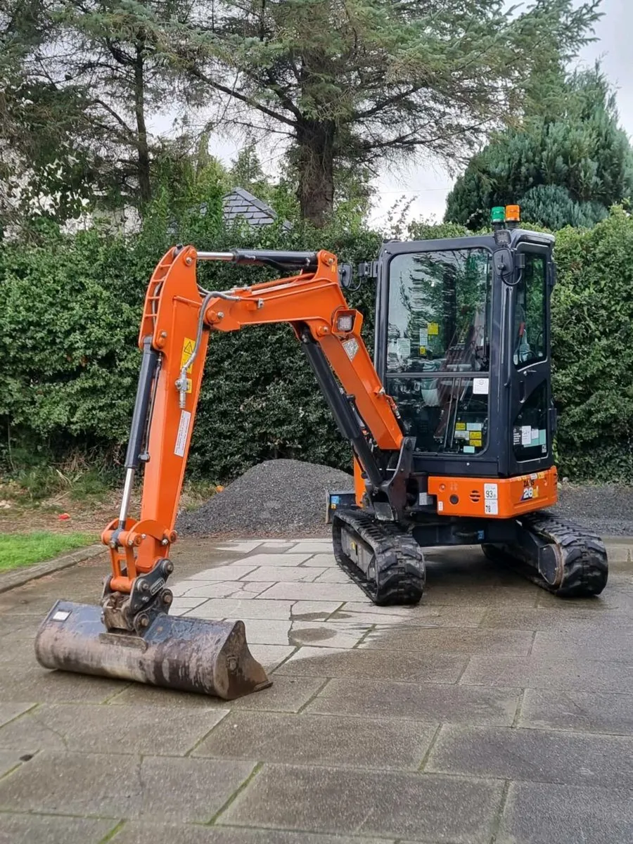 NO VAT 2023 Hitachi ZAXIS 26U-6 ZX26U LOW HOURS - Image 2
