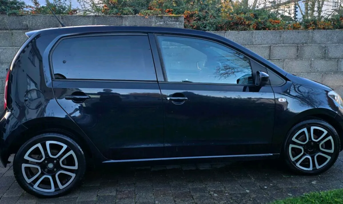 ***VW Up! 2015 Manual 1.0l - 75bhp*** - Image 1