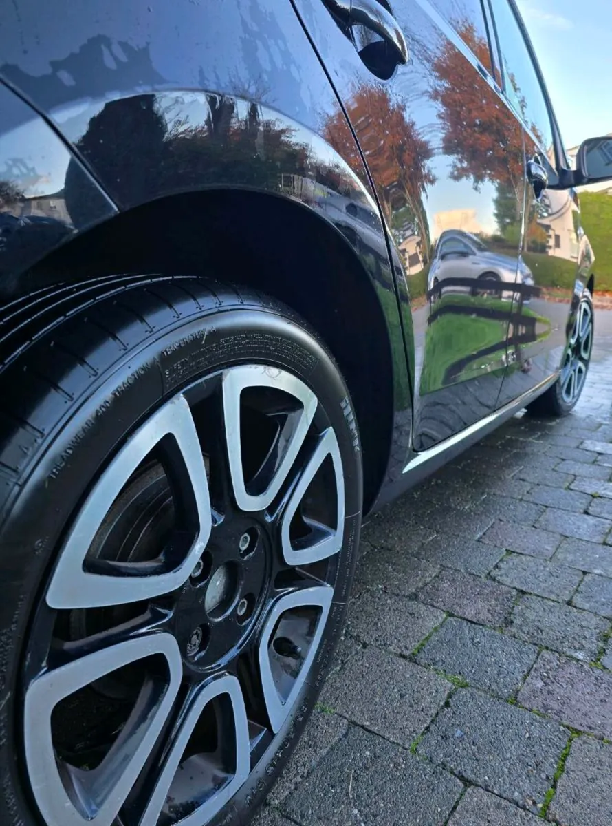 ***VW Up! 2015 Manual 1.0l - 75bhp*** - Image 2
