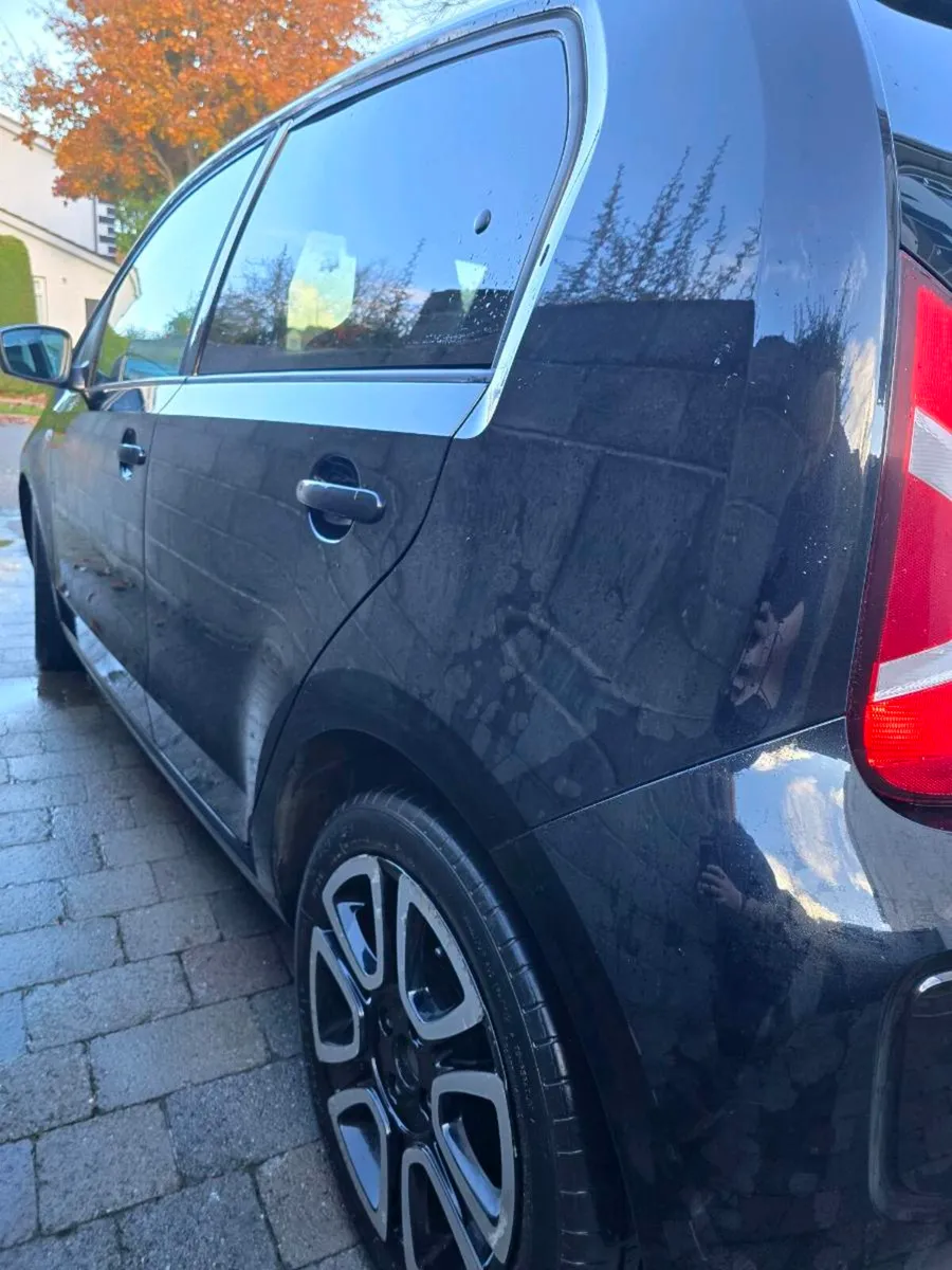 ***VW Up! 2015 Manual 1.0l - 75bhp*** - Image 4
