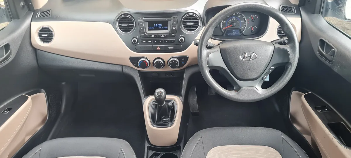 Hyundai i10 S 1.0L Petrol 5DR Manual 2015 - Image 3