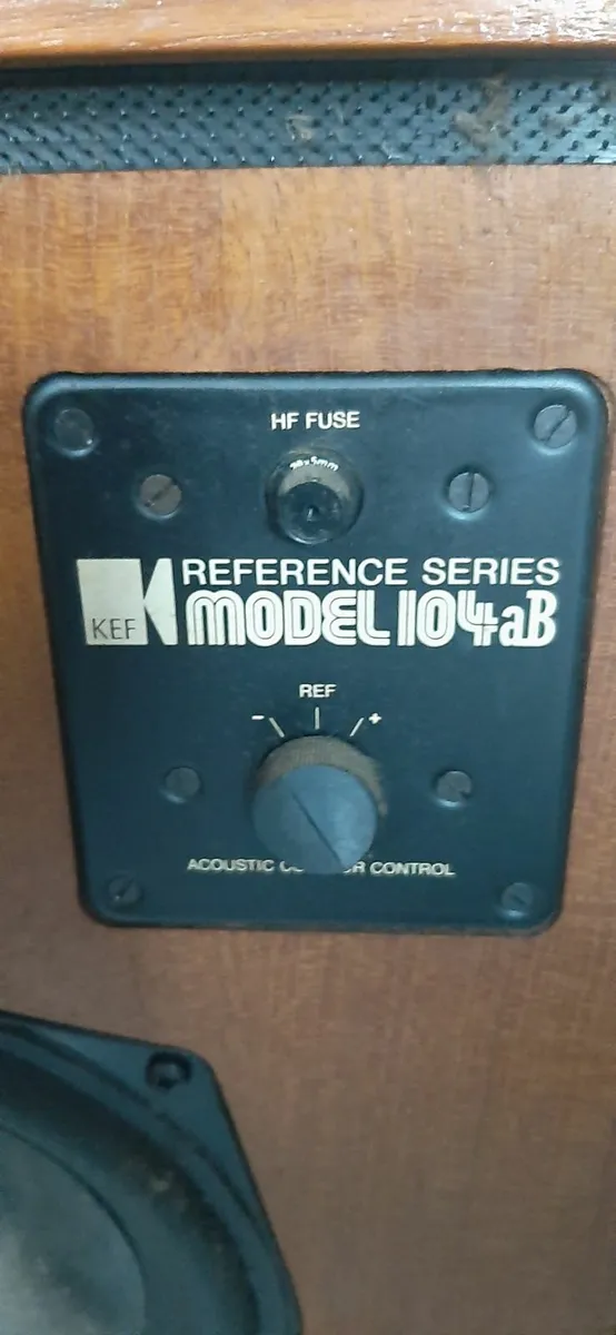 Hi Fi Speakers - Image 1
