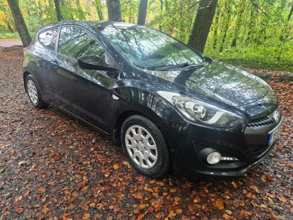 15 Hyundai i30 Car Van DOE 1-26 - Image 1
