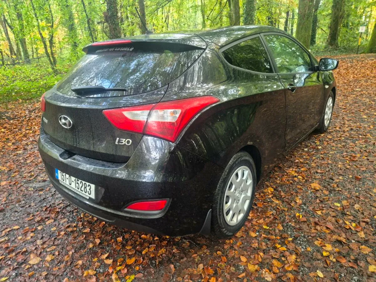 15 Hyundai i30 Car Van DOE 1-26 - Image 2