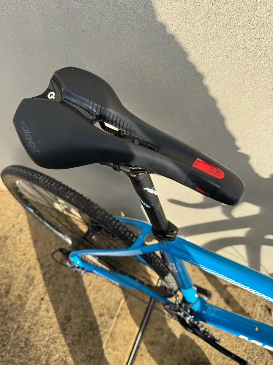 Merida 500 cyclocross bike - Image 3