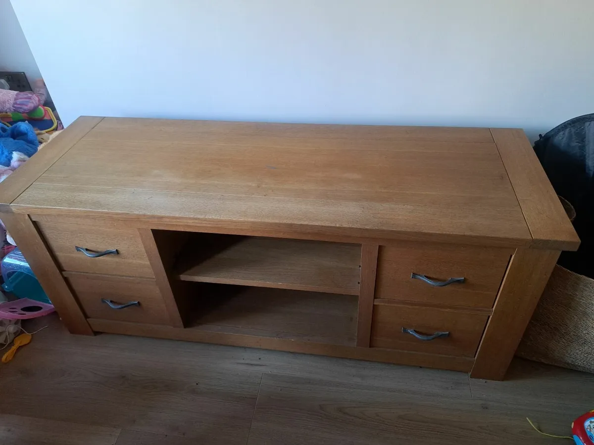 Solid oak tv unit - Image 2