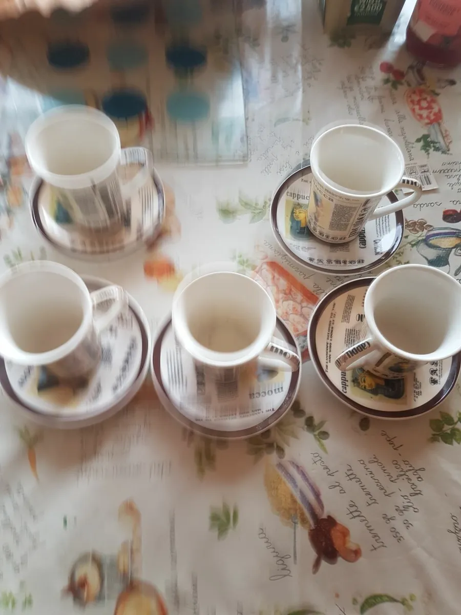 Cups  saucers - Image 2