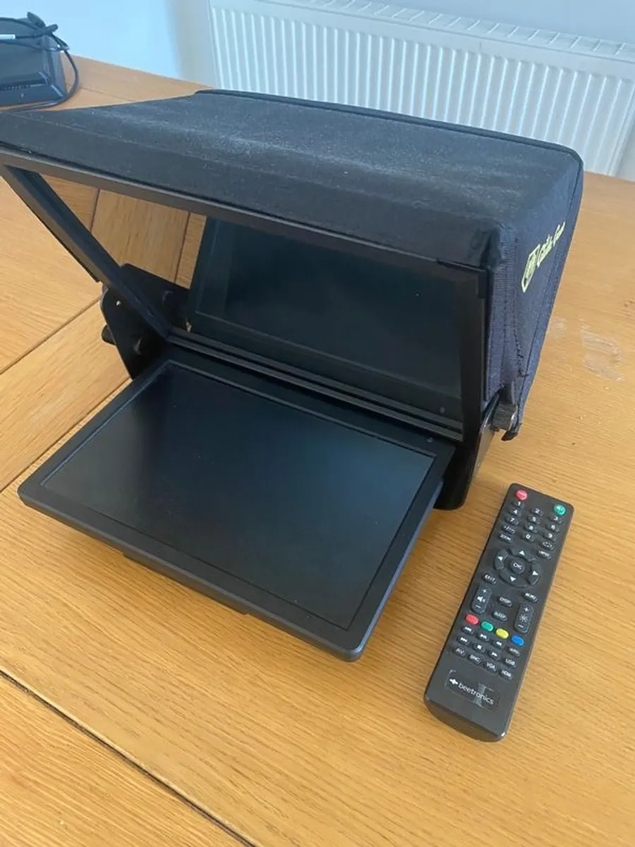 Glide Gear TMP100 Adjustable iPad/Tablet/Smartphone Teleprompter Beam Splitter Glass with Carry Case - Image 1