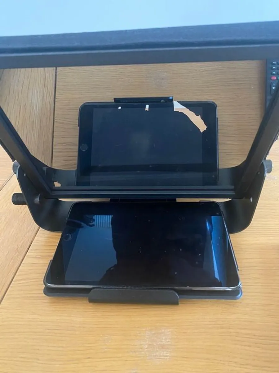 Glide Gear TMP100 Adjustable iPad/Tablet/Smartphone Teleprompter Beam Splitter Glass with Carry Case - Image 3