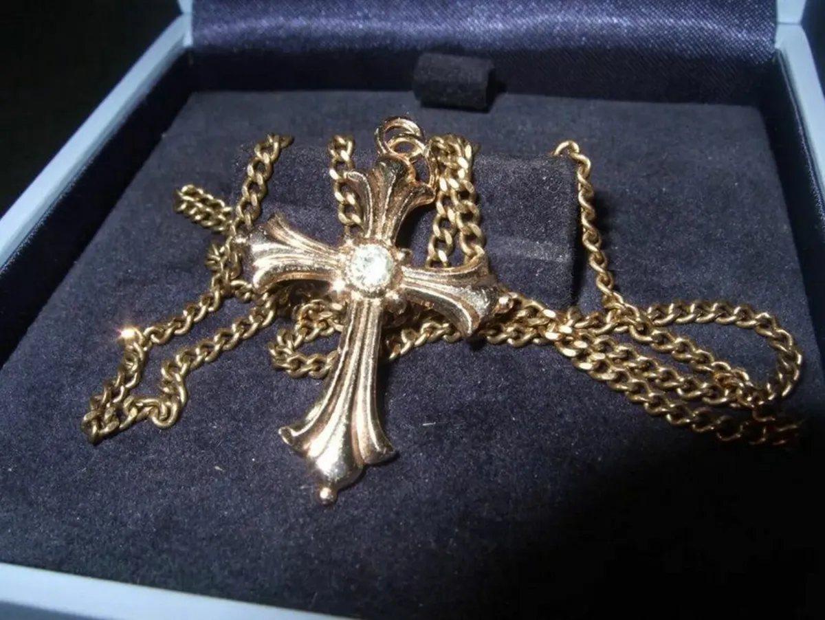 Vintage Hallmarked 9ct Necklace & Gemset Cross - Image 4