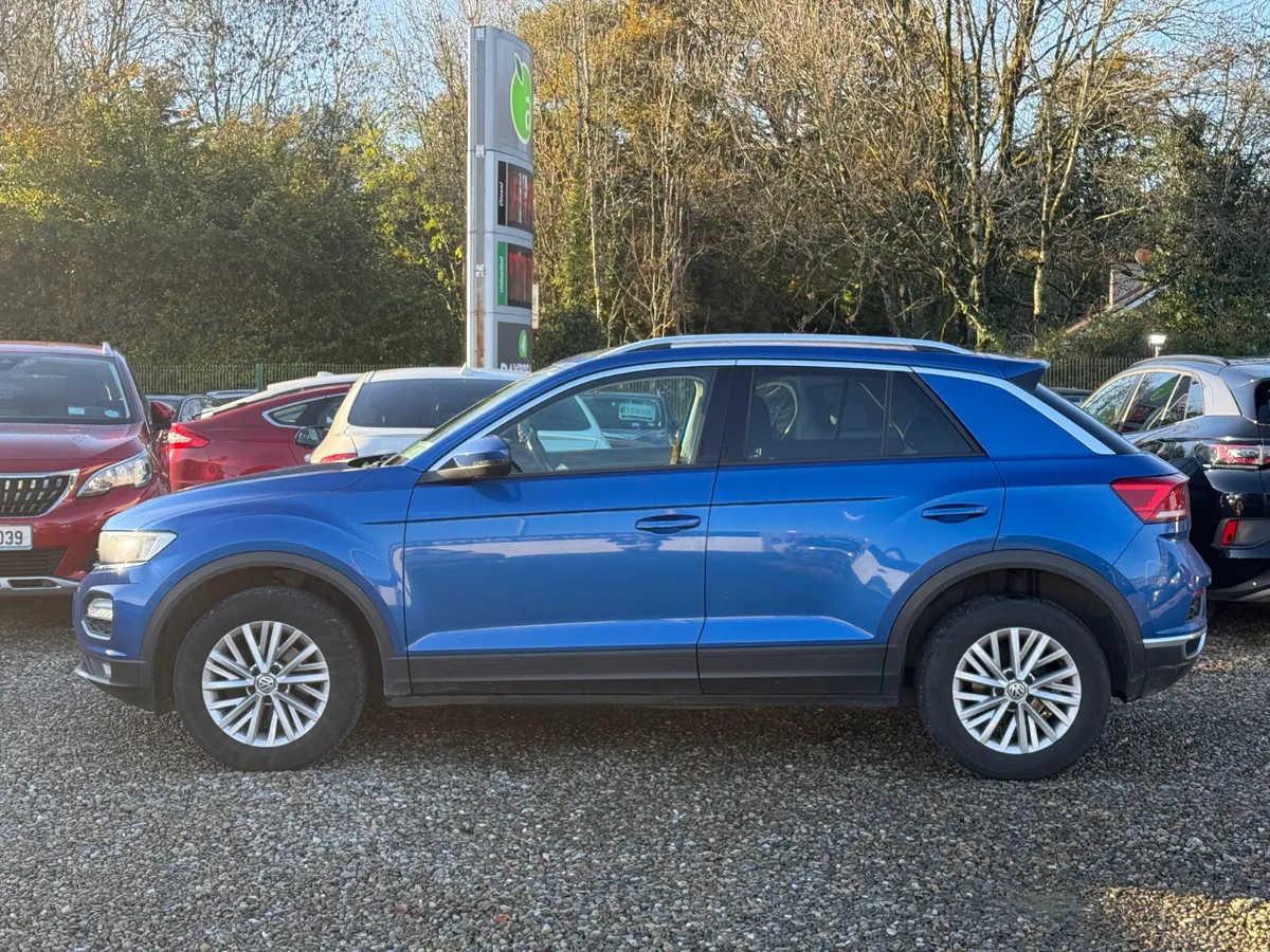 Volkswagen T-Roc 1.6TDI (Very Low miles) - Image 2