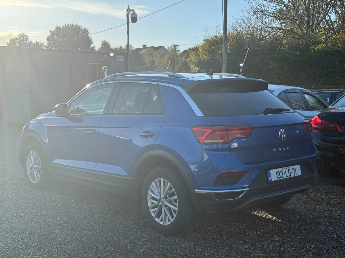 Volkswagen T-Roc 1.6TDI (Very Low miles) - Image 3