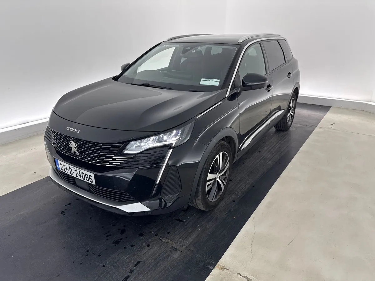 2022 Peugeot 5008 For Auction!! - Image 1