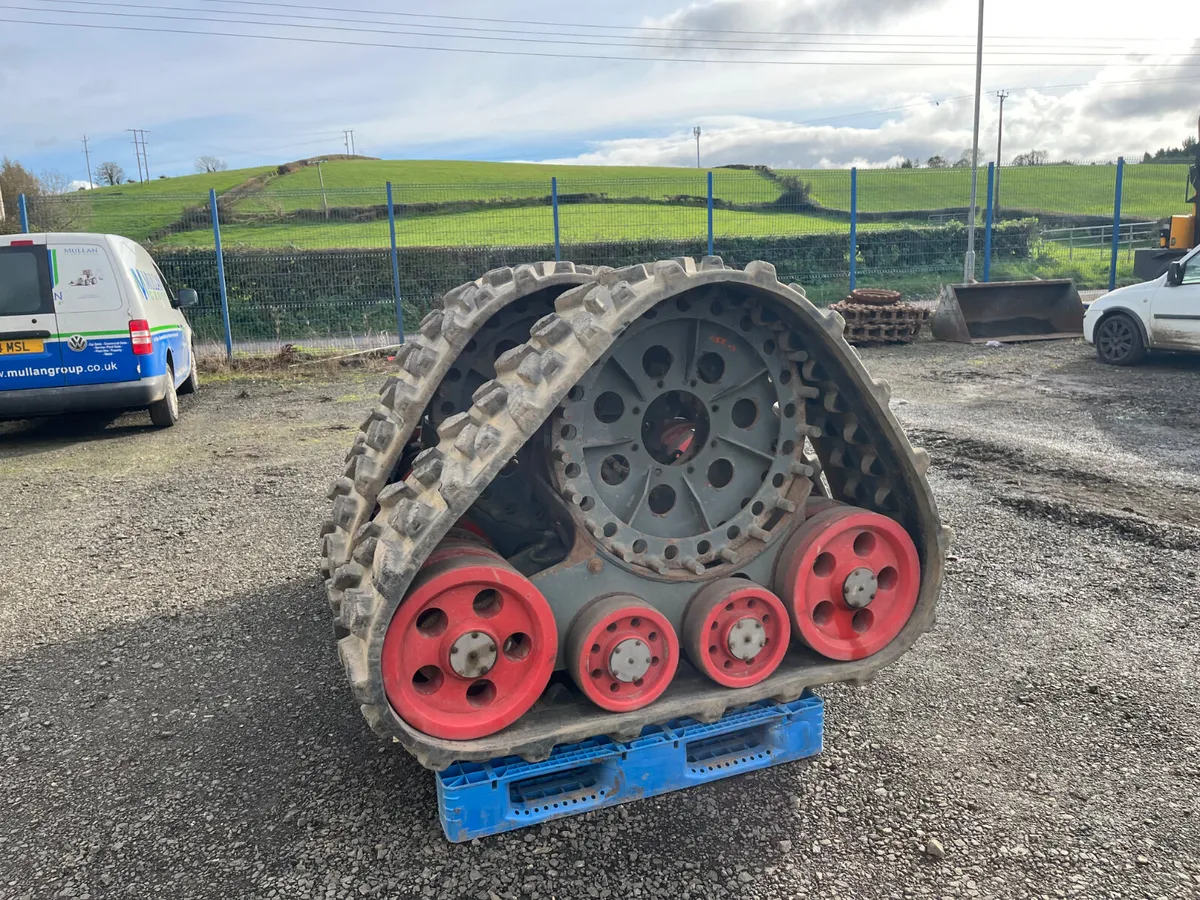 Track system to suit Wacker Neuson DV60 Dual View - Image 4