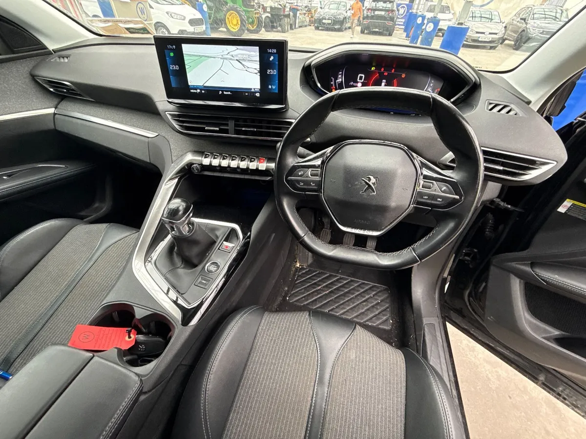 2022 Peugeot 5008 For Auction!! - Image 3