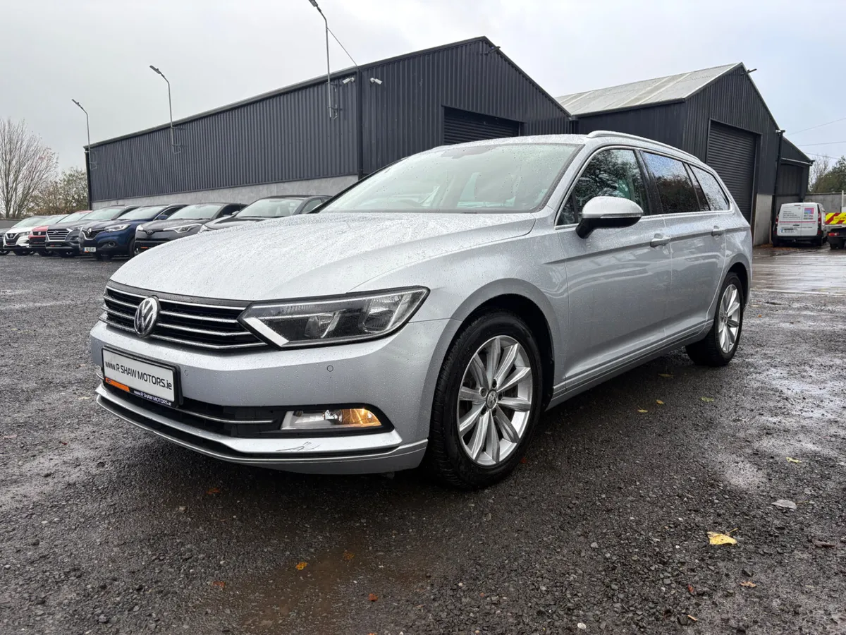Volkswagen Passat Auto DSG - Image 3