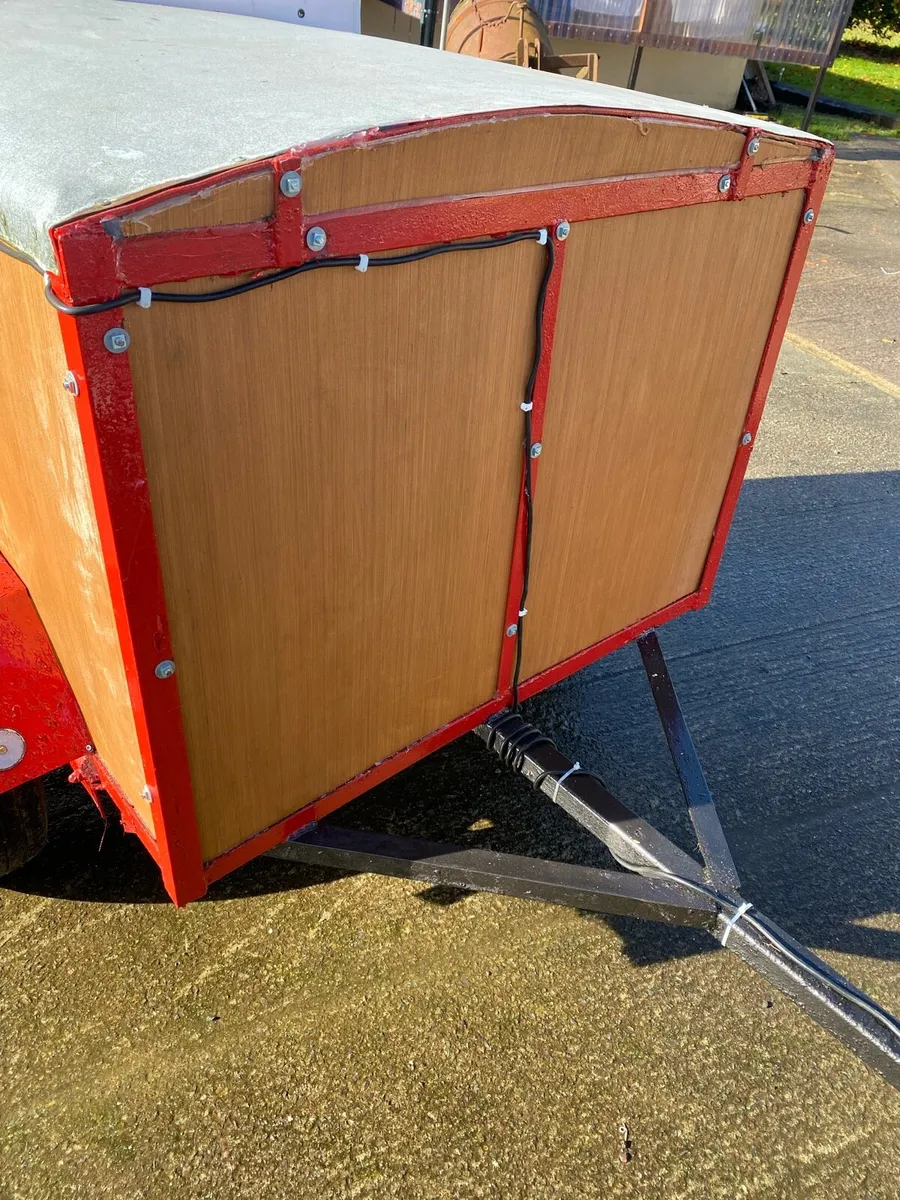 Dog box,calf or lamb trailer - Image 3