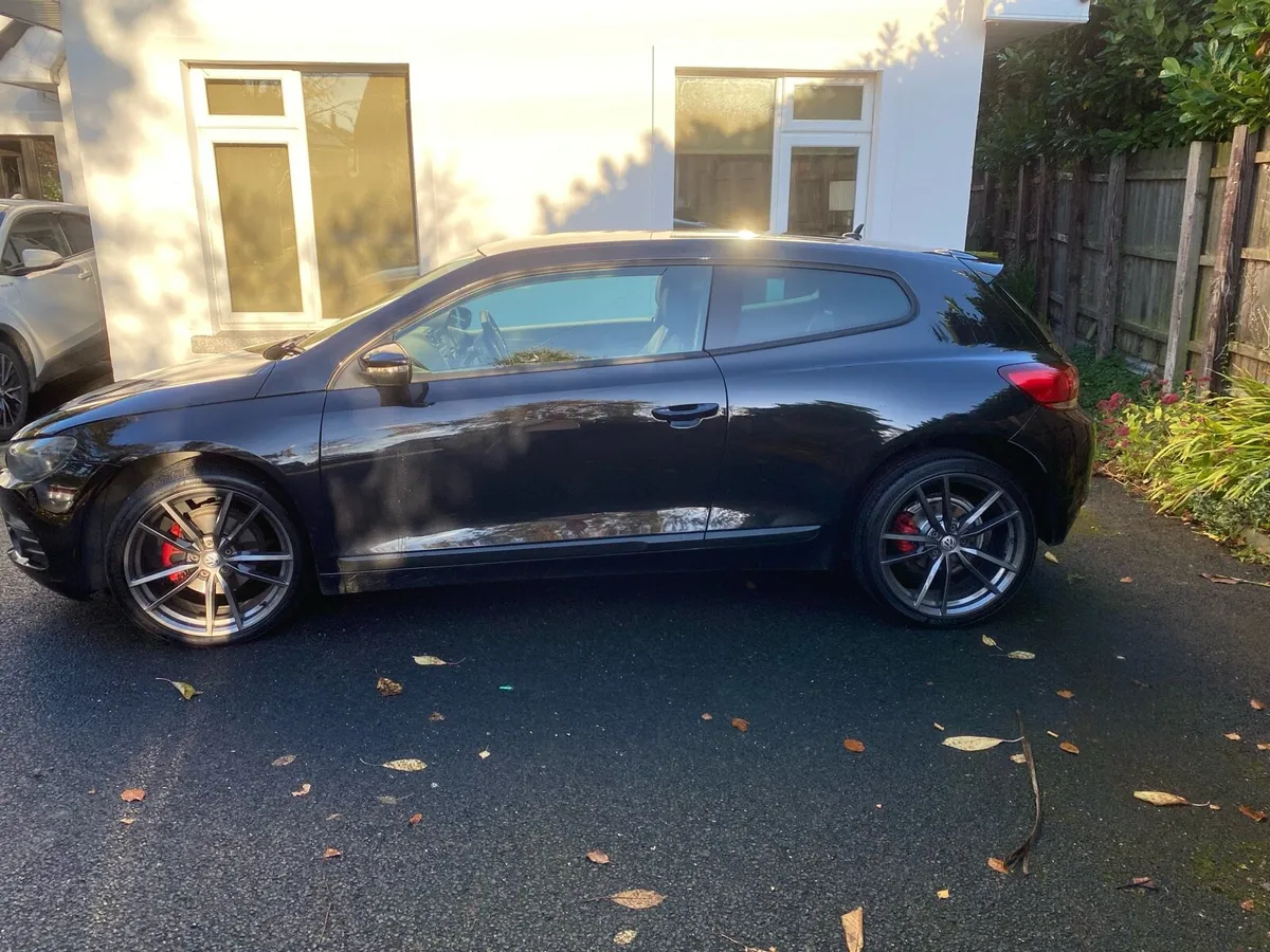 Volkswagen Scirocco - Image 2