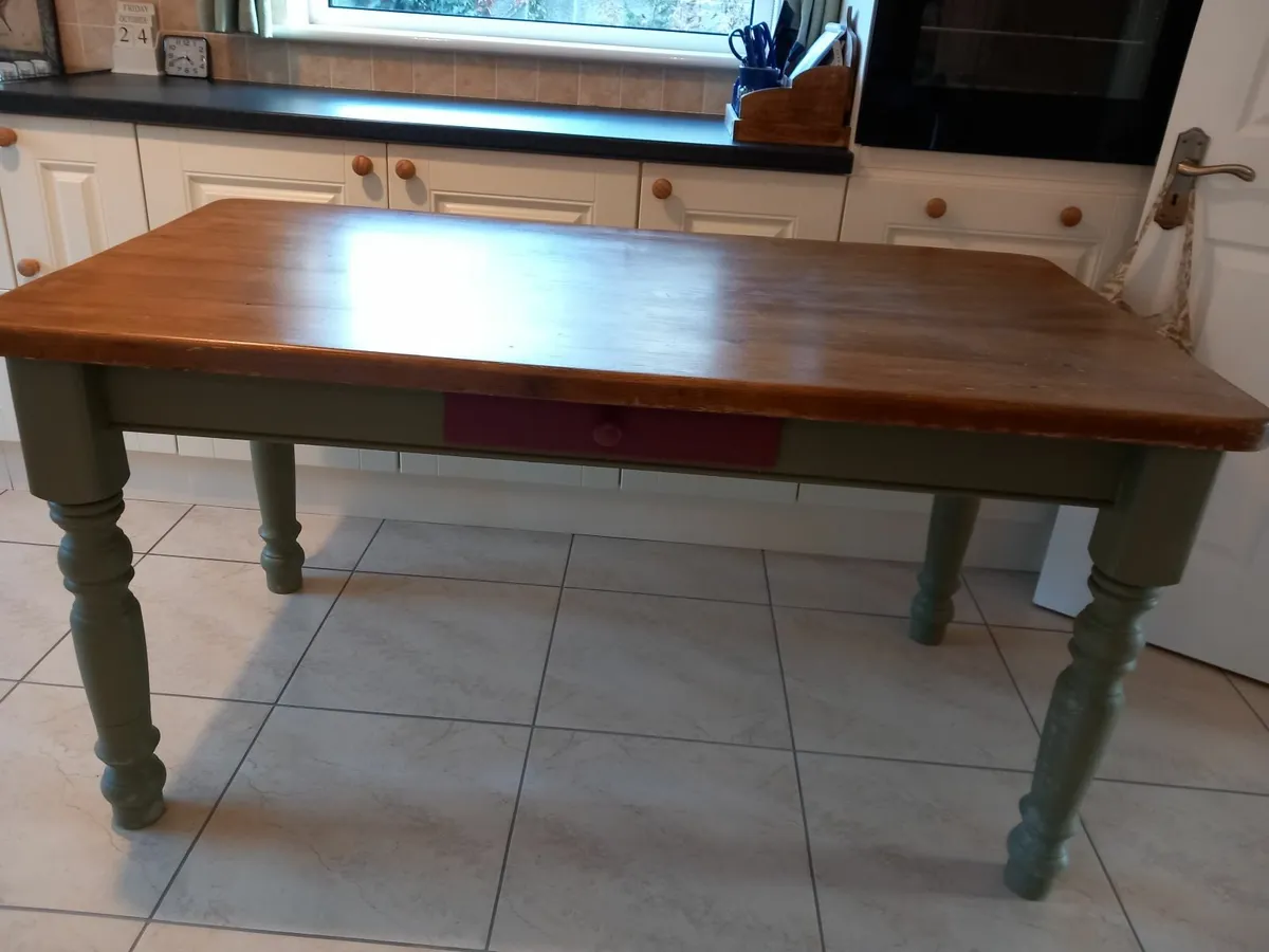 Kitchen table - Image 4