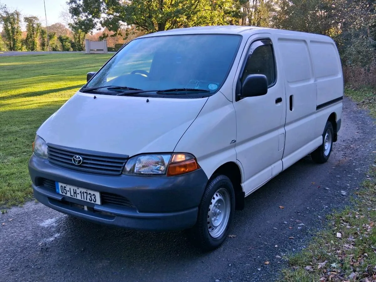 2005 Toyota hiace full test €3750 - Image 2