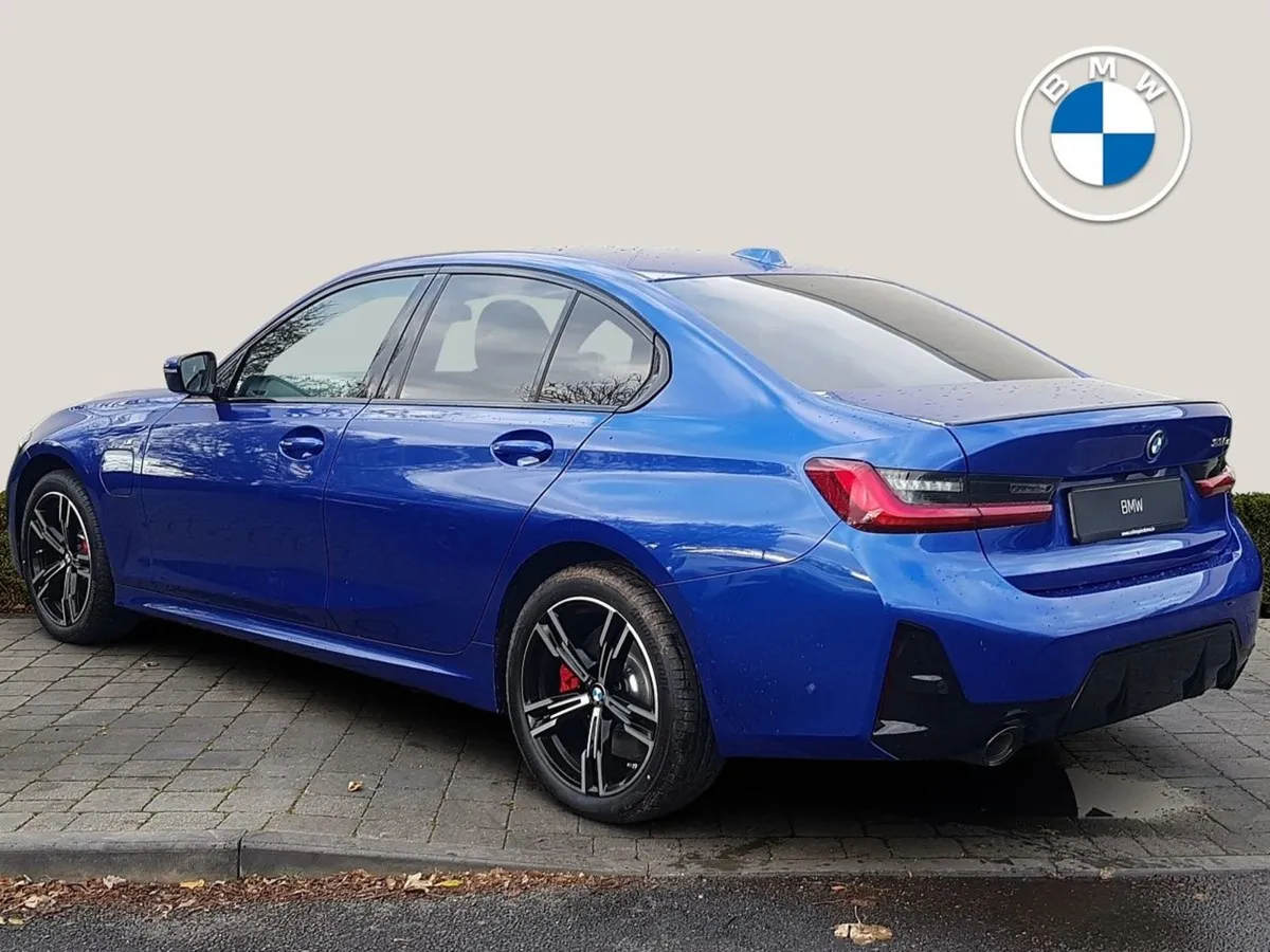 BMW 3 Series 330e M Sport Pro - Image 2