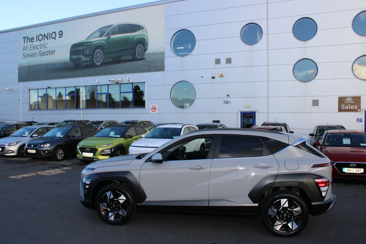 Hyundai KONA 2025 - Image 2