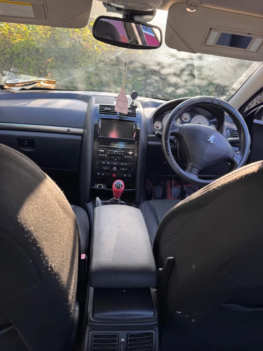 Peugeot 407 2010 - Image 1