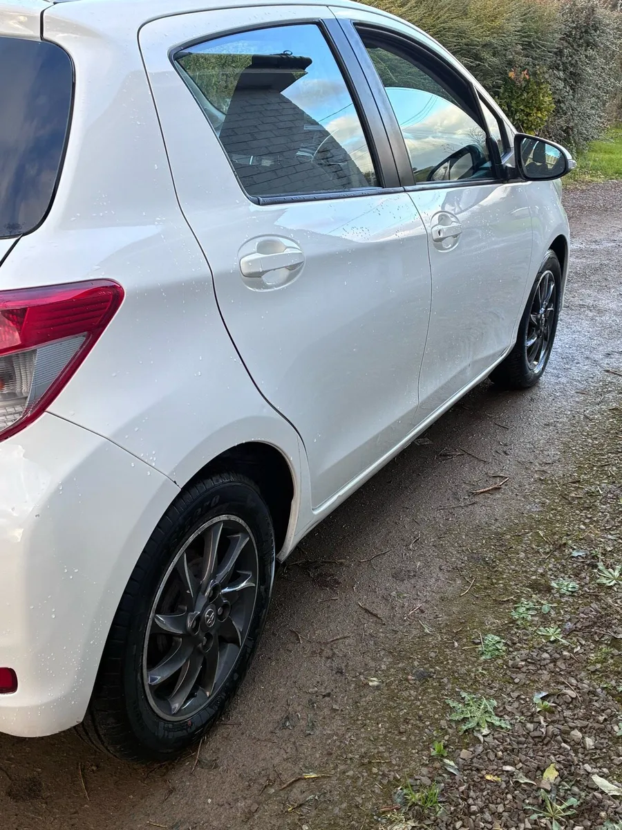 131 Toyota Yaris - Image 3