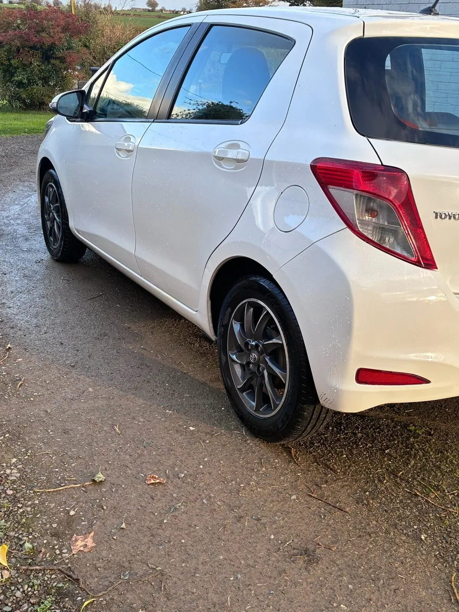 131 Toyota Yaris - Image 4