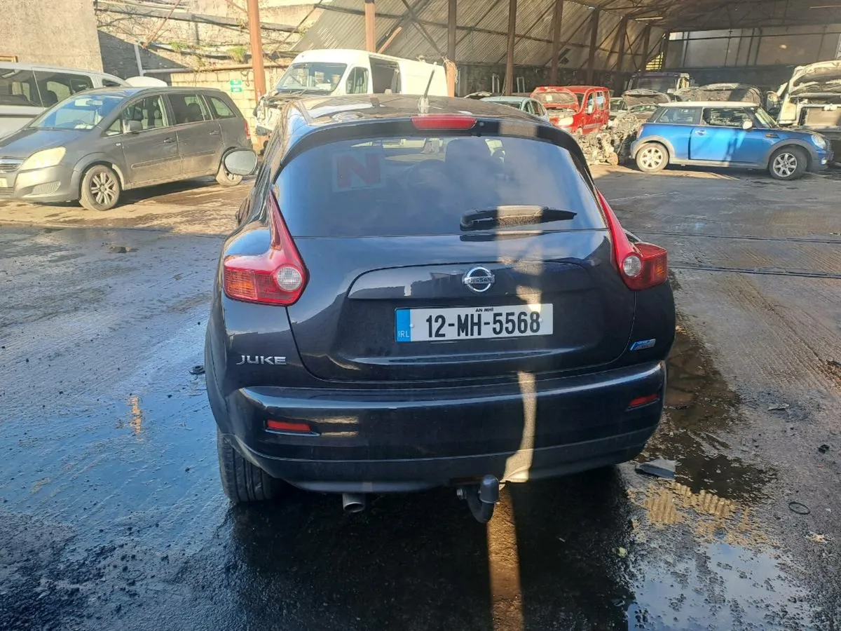 12 Nissan Juke Breaking for parts - Image 3