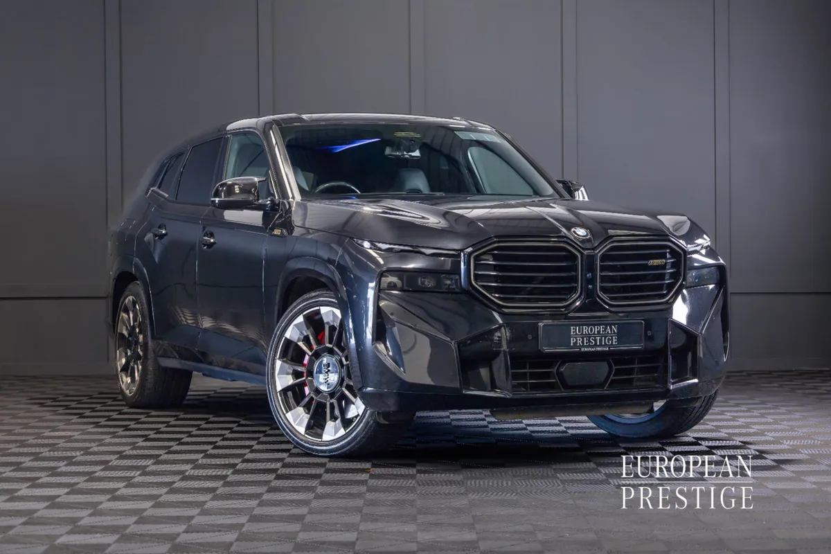 2023 BMW XM V8 - Image 1
