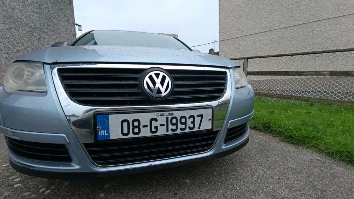 Volkswagen Passat B6 2008 - Image 1
