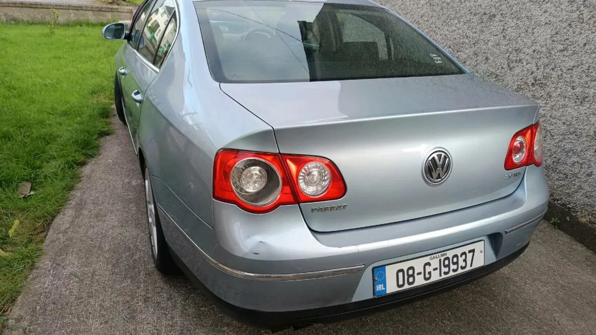 Volkswagen Passat B6 2008 - Image 4