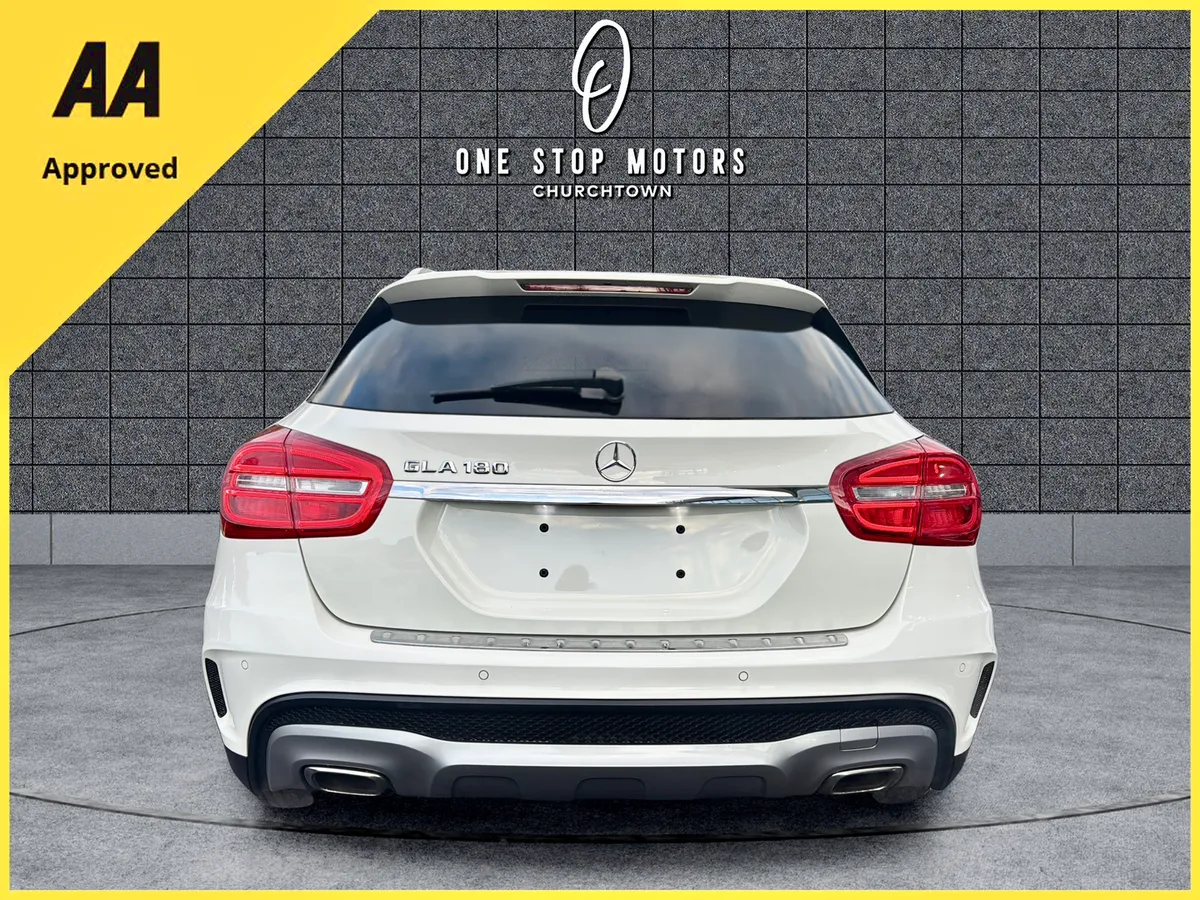 2015 Mercedes-Benz GLA *AMG PREMIUM* AUTO/LOW KM - Image 3