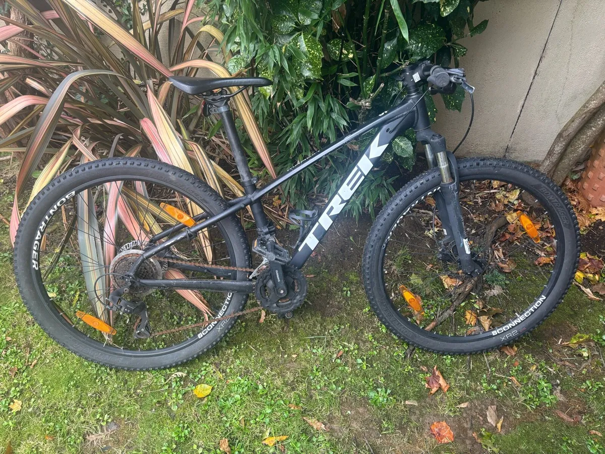 Trek Marlin 5 - Image 1