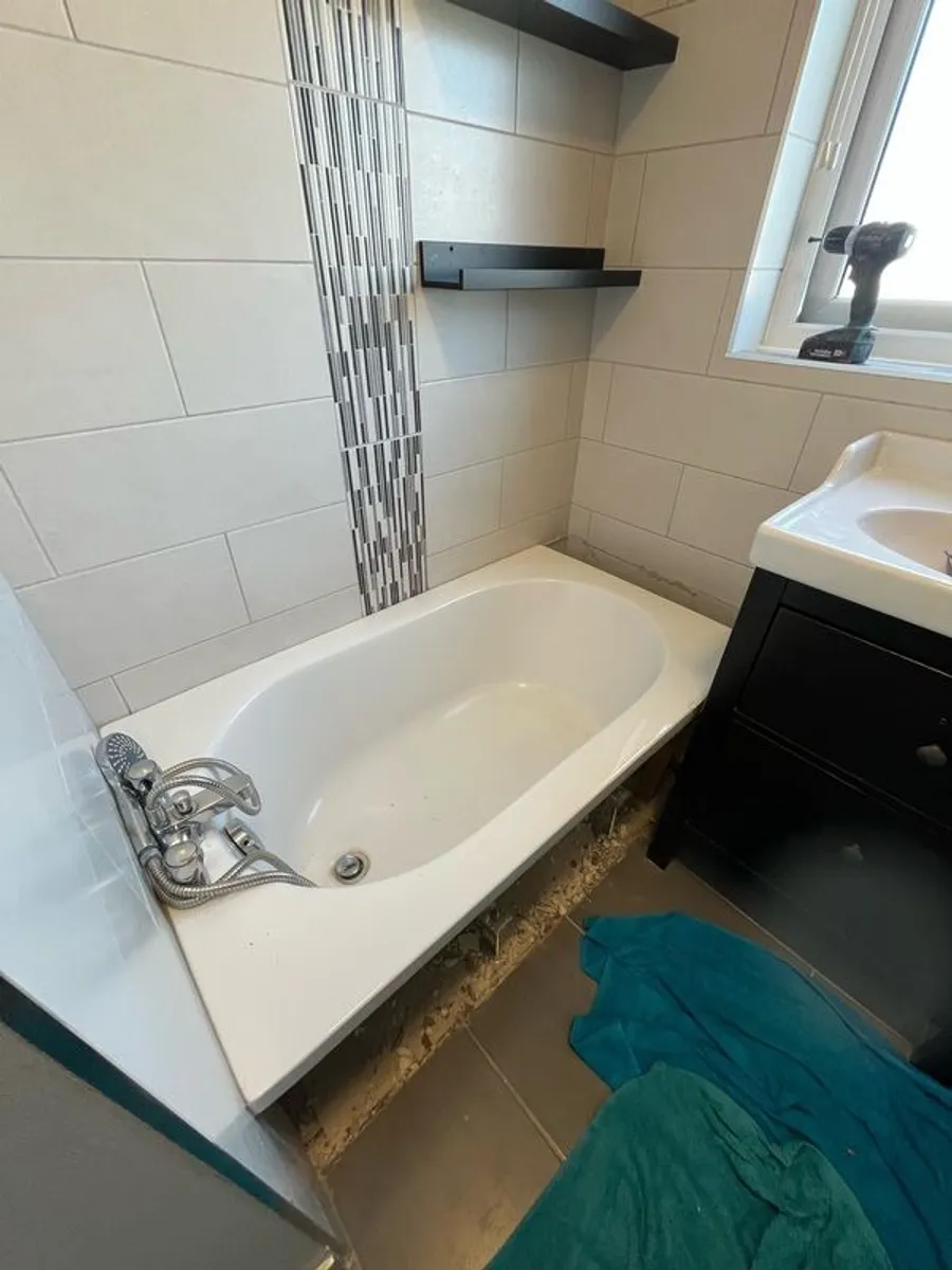 small bath for sale - Image 1