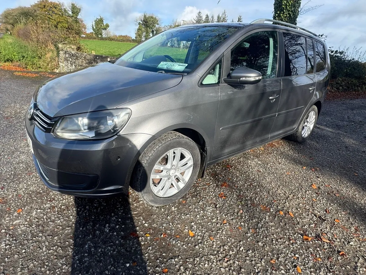 Volkswagen touran 1.6tdi tax&test €2950 - Image 3