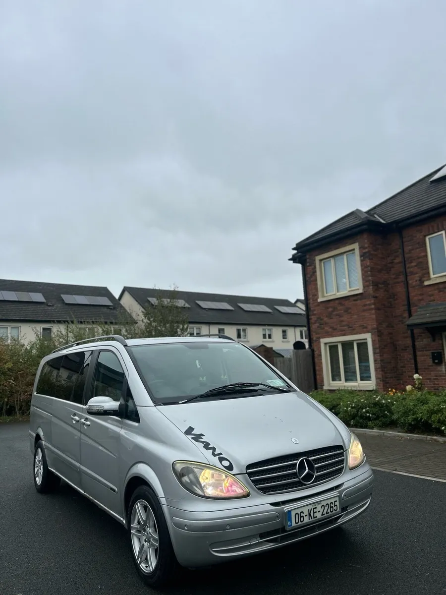 Mercedes BENZ VIANO 7 seater VIP - Image 1