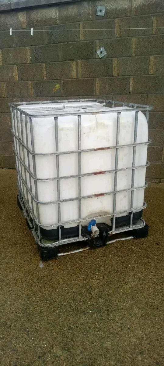 Ibc tanks for sale one is 600liter other 1000ltr - Image 1