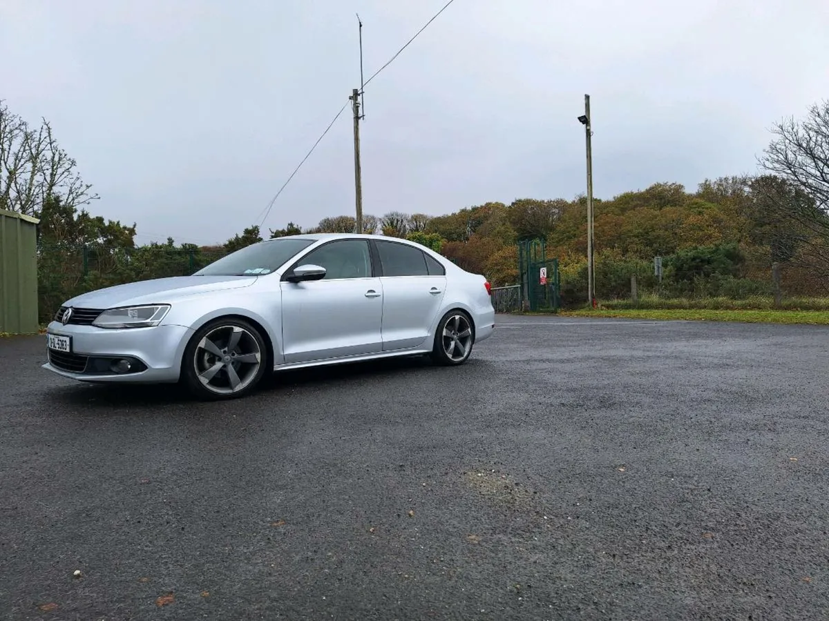 VW Jetta Highline 2.0 litre 140BHP - Image 2