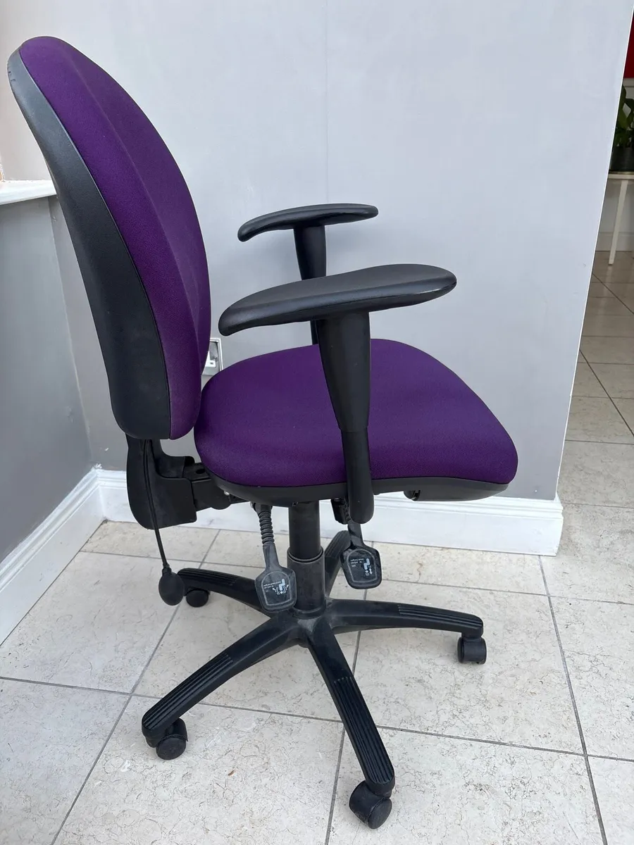 Office chair fully adjustable - Image 2
