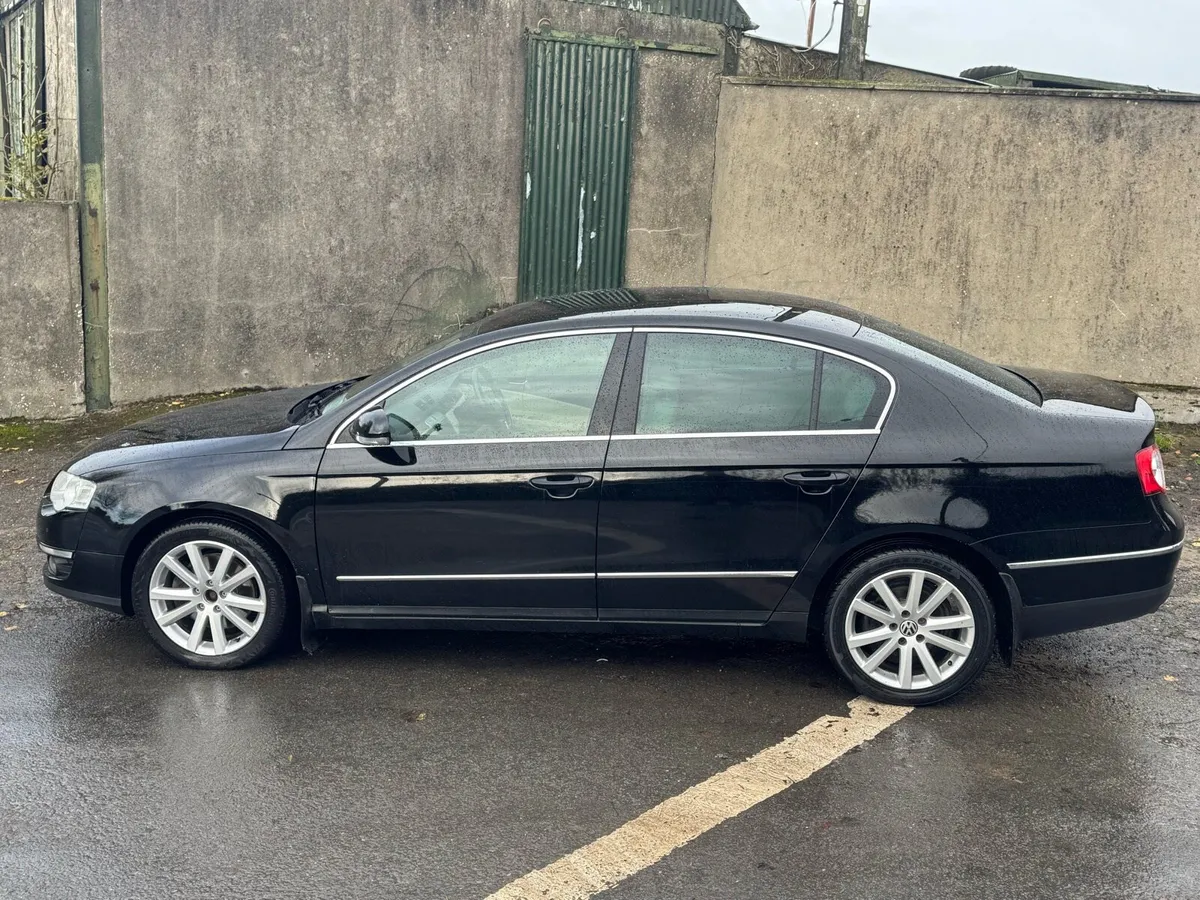 Top spec Volkswagen Passat 1.6 tdi nct&tax €2950 - Image 3