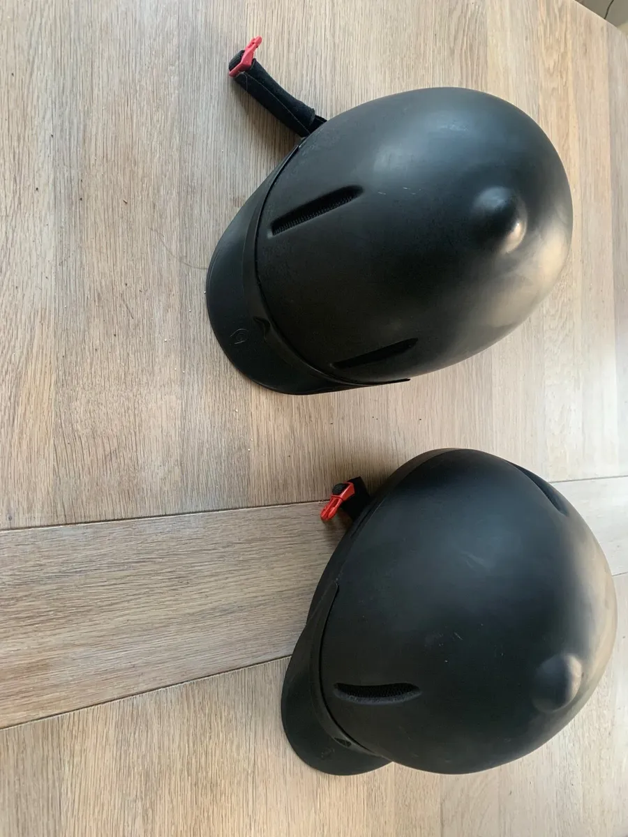 Horse riding helmets (x2) - Image 1