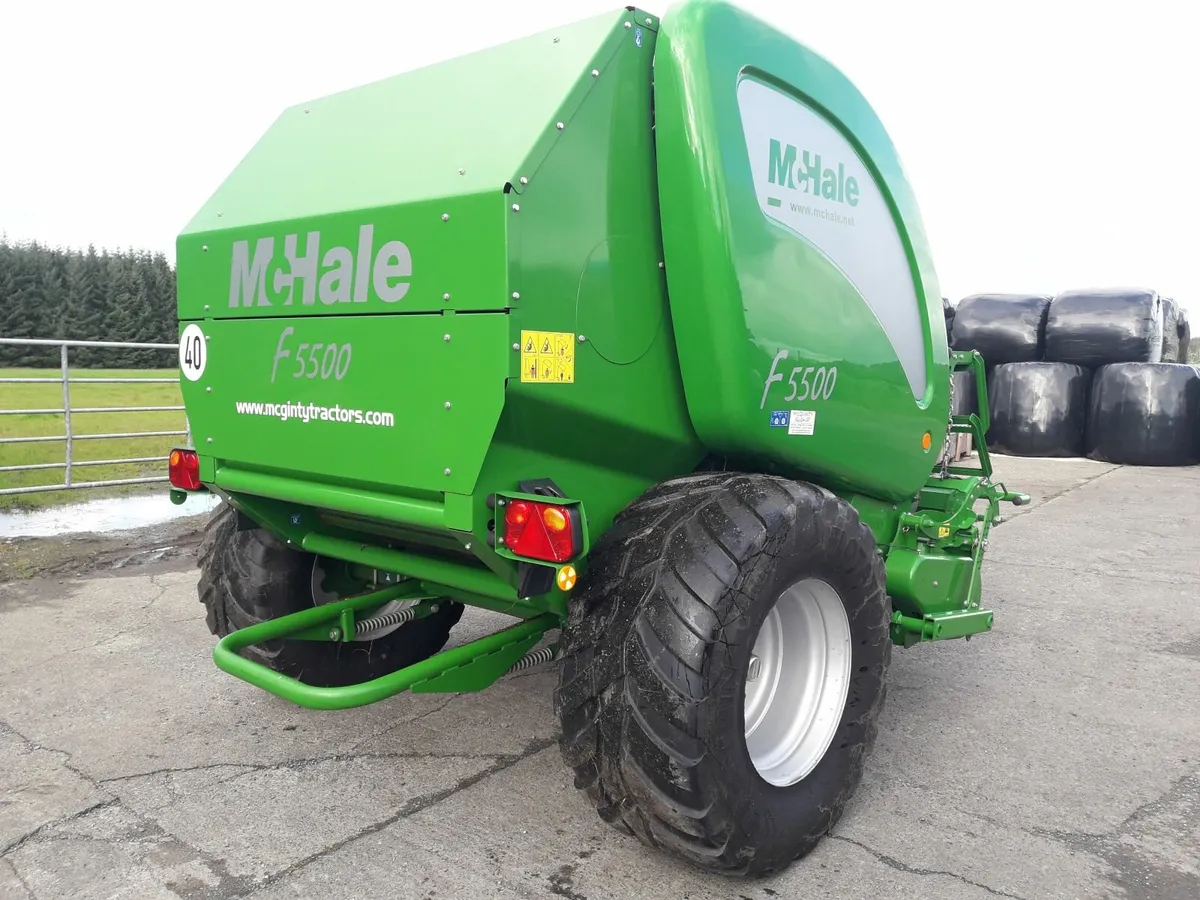 McHale F5500 - Only 4,000 bales - Image 3
