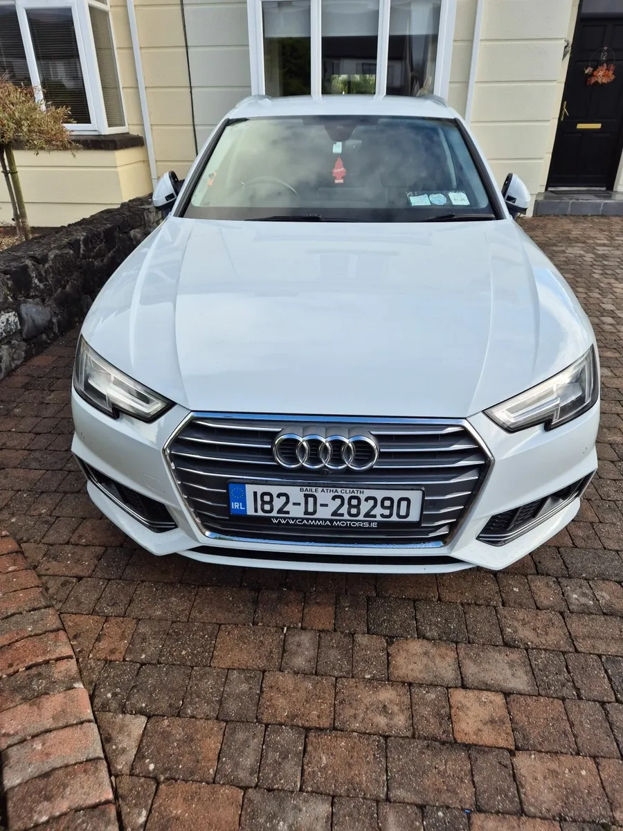 Audi A4 2018 S Line - Image 2