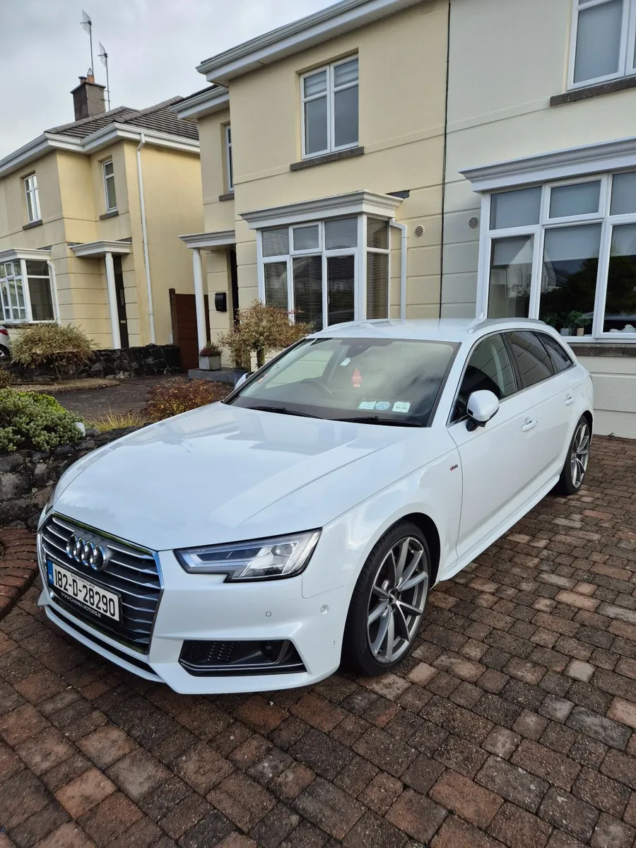 Audi A4 2018 S Line - Image 4