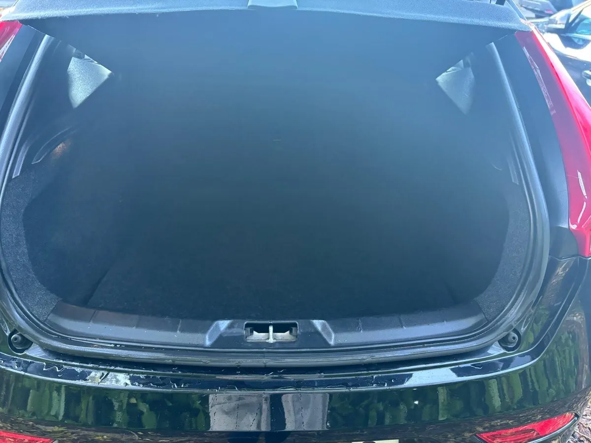 Volvo V40 2016 - Image 3