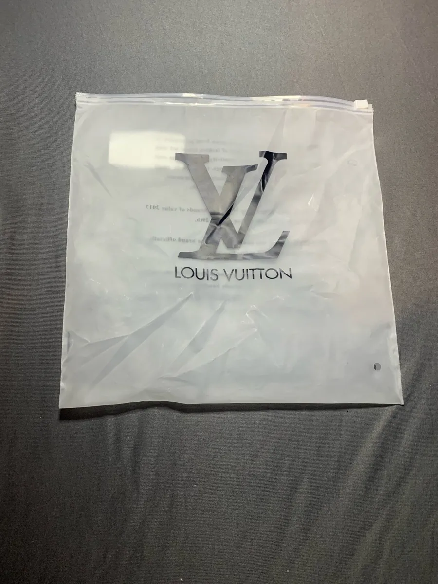 Louis Vuitton Bennie - Image 4
