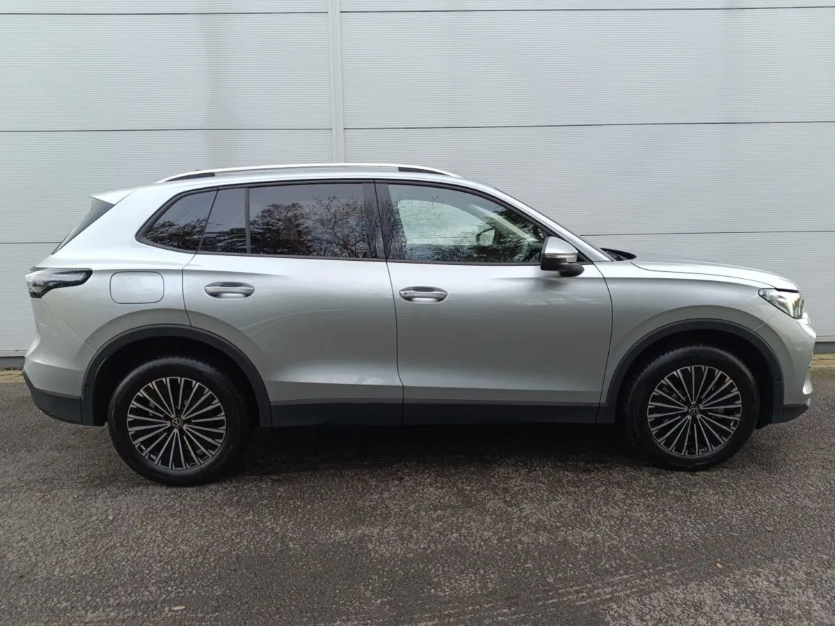 Volkswagen Tiguan Tiguan Edition 75 Match 1.5tsi - Image 2
